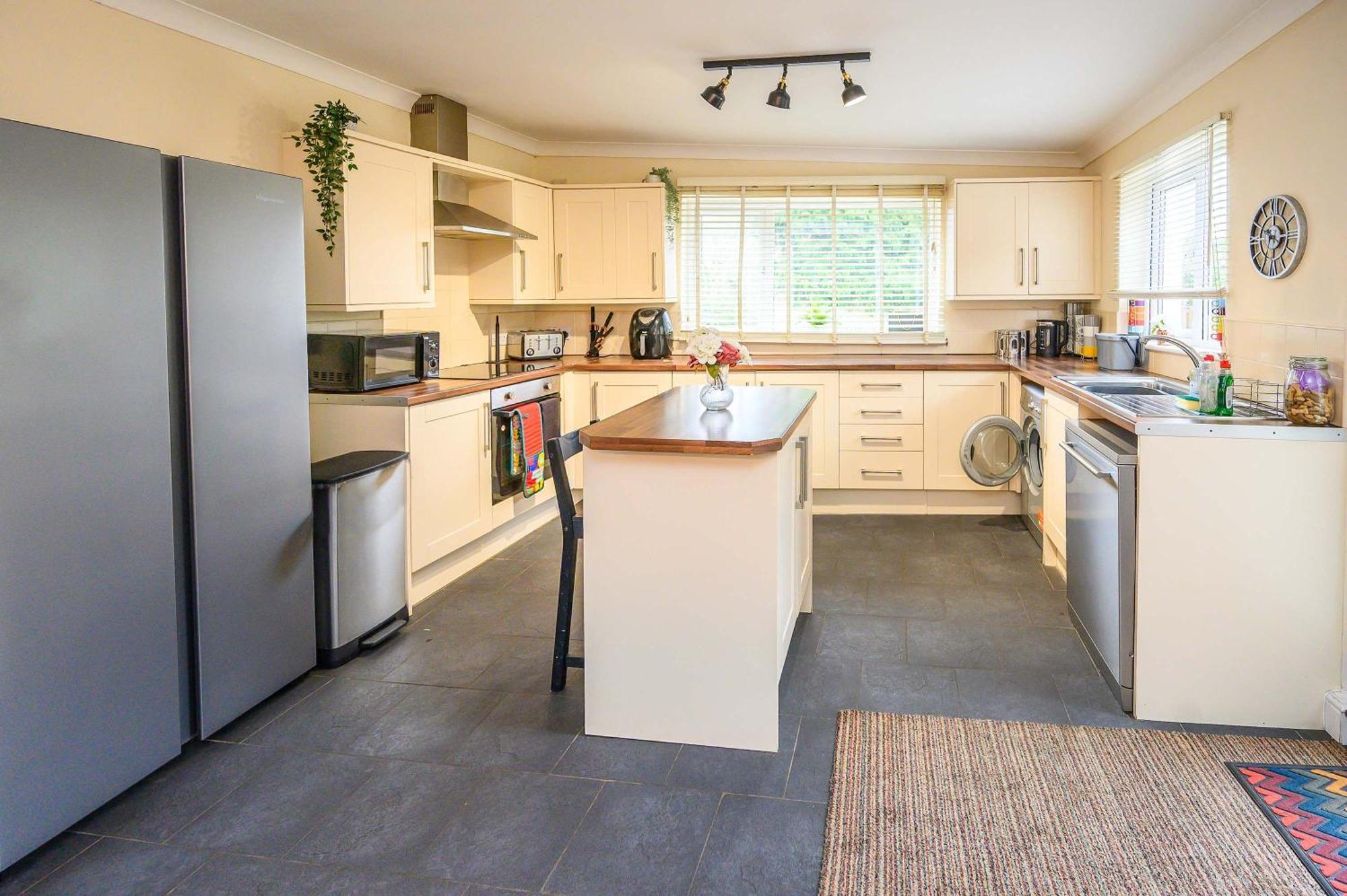 Llareggub Amazing House In Afan Forest With Breath-Taking Views By Staystaycations Port Talbot Kültér fotó